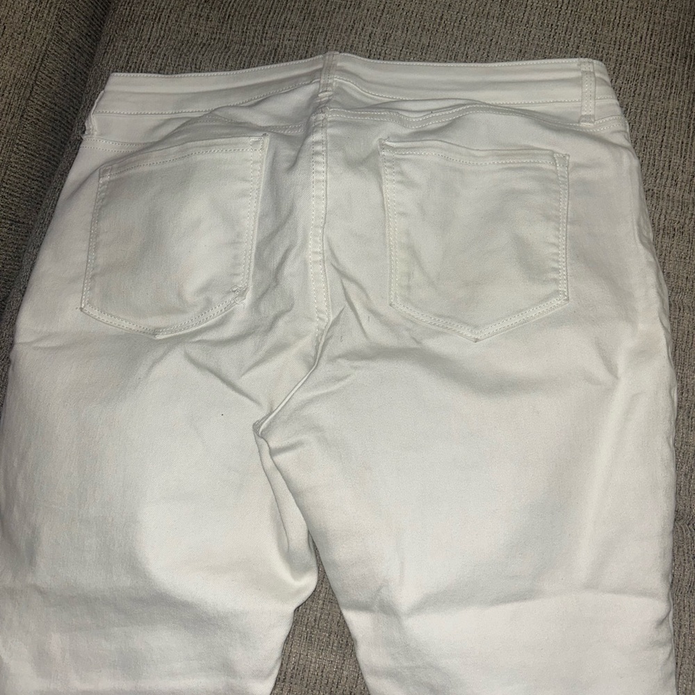 Old Navy Women's white super skinny ankle Jeans - Picture 6 of 6